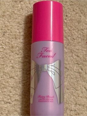 Too Faced Fairy Bomb mist